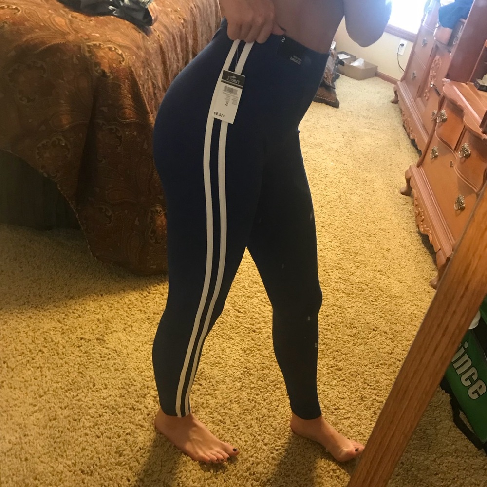 NWT High-rise Leggings